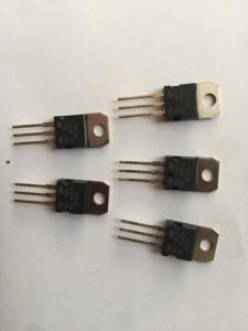 Transistor TIP130 neuf d'origine, Darlington NP, ARL 60V 8A TO220-3, composants électroniques semi-conducteurs - Product Image 4