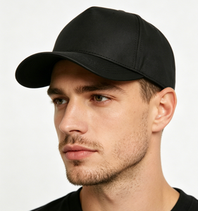 Casquette de baseball en cuir PU noir, unie, réglable, à visière incurvée, 6 panneaux, pour hommes et femmes - Product Image 1