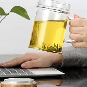 Nuove tazze da tè in borosilicato ad alta capacità di grande capacità tazza da tè in vetro trasparente con etichetta privata con filtro in vetro e coperchio in bambù