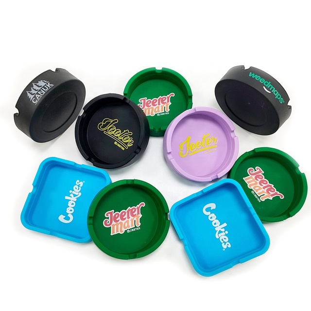 Cheap Portable Pocket Silicone Ashtray Custom logo Wholesale Which Only 50g