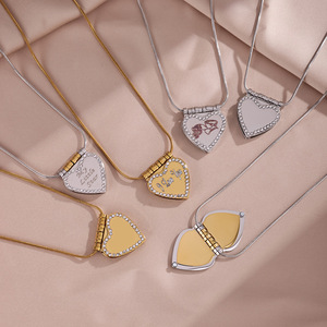 Collier avec pendentif en forme de cœur en acier inoxydable, ouvrable, personnalisable avec photo gravée, bijoux pour la Saint-Valentin, la fête des mères, Noël - Product Image 3