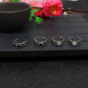yunnique <b>Cuff</b> <b>Earrings</b> Stainless Steel Claw Setting Geometric Design Men's Jewelry - Product Image 4