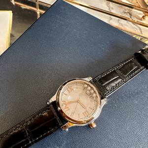 Montre à quartz pour femme avec bracelet en cuir à motif crocodile noir, cadran à chiffres romains, montre-bracelet élégante Chopards - Product Image 1