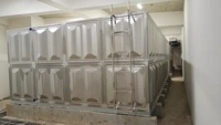 Réservoir d'eau en acier inoxydable à motif chocolaté haute résistance, entièrement soudé, sans fuite, pour le stockage d'eau domestique et la lutte contre les incendies