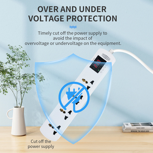 TOMZN Regleta <span class=keywords><strong>de</strong></span> 4 tomas con protector <span class=keywords><strong>de</strong></span> voltaje y corriente ajustable, enchufe universal para Reino Unido, AC230V 1-16A 50/60Hz, con pantalla <span class=keywords><strong>de</strong></span> voltaje - Product Image 5