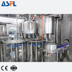 Machine de remplissage automatique haute précision 500ml 650ml 2000-4000bph pour jus/thé/boissons énergisantes en bouteilles plastique/verre - Product Image 4