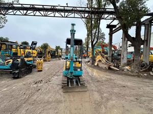 Mini-excavatrice d'occasion de marque japonaise de premier plan U15, 1 tonne, en stock, mini-pelle d'occasion de haute qualité avec bulldozer, machine à chenilles - Product Image 4