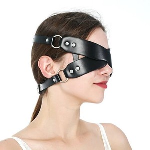 Máscara de Ojos Cruzada de Cuero BDSM - Máscara Facial Erótica de Cuero de Gran Venta - Productos Eróticos Personalizados con Diseño de Cruz - Product Image 2