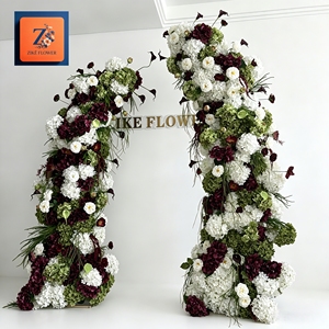 Arrangement floral artificiel de luxe bordeaux au toucher réel pour la décoration de lieux événementiels et la décoration florale d'événements - Product Image 2