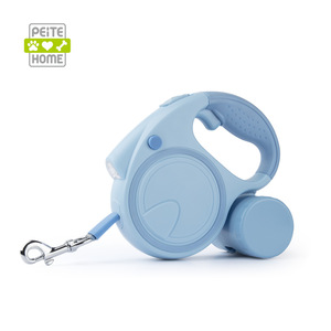 สายจูงสัตว์เลี้ยงแบบยืดหดได้อัตโนมัติ Petite Home พร้อมไฟฉาย ตัวเลือกความยาว 3 ม. 5 ม. สำหรับสุนัข - Product Image 3