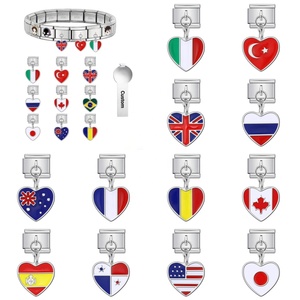 Vente en gros - Nouveauté : Pendentif drapeau d'amour, breloque italienne pour bracelet en acier inoxydable de 9 mm, idéal pour la fabrication de bijoux DIY pour femme et homme, cadeau - Product Image 1