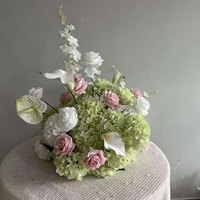 T-FT061 Nouveaux designs de boules de fleurs roses artificielles en soie de 70 cm pour centres de table, allées et décorations de mariage et d'hôtel