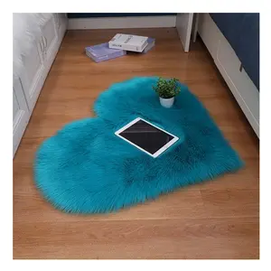 Tapis en peluche doux et confortable en forme de coeur pour le salon et la chambre à coucher tapis à poils longs tapis personnalisé