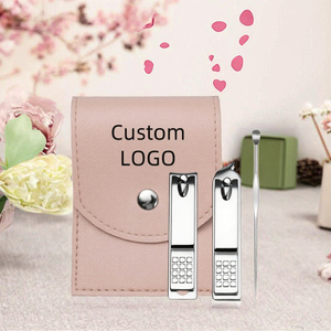 Ensemble de 4 mini coupe-ongles personnalisés en gros, en acier inoxydable, avec ciseaux de manucure et pédicure, et trousse de voyage essentielle en PU - Product Image 2