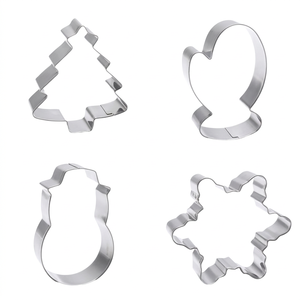 Ensemble de 4 emporte-pièces en forme d'étoile en acier inoxydable, écologiques, blancs, pour la décoration de gâteaux en fondant, la pâtisserie et le plaisir de la cuisson - Product Image 1