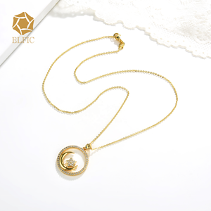 Delicata Collana in Rame Placcato Oro 14K con Zirconi, Ciondolo a Cuore <span class=keywords><strong>Sole</strong></span> Luna <span class=keywords><strong>Mamma</strong></span>, Catena Trendy da Donna per <span class=keywords><strong>la</strong></span> Clavicola, Gioielli alla Moda per <span class=keywords><strong>la</strong></span> Festa della <span class=keywords><strong>Mamma</strong></span> - Product Image 5