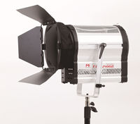 Projecteur LED CLL-4800R FALCONEYES pour le cinéma TV Interview Studio Theater & Photography Fill Light pour une utilisation en studio