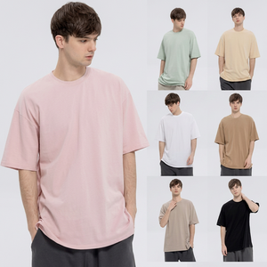 Camiseta Deportiva Personalizada de Corte Regular, Manga Corta, Ecológica, Transpirable, 300g, Cuello Redondo, 100% Algodón para Hombre - Product Image 3