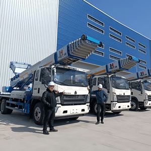 Máquina de elevación de construcción JIUHE, camión de operación de gran altitud <span class=keywords><strong>con</strong></span> <span class=keywords><strong>elevador</strong></span> de escalera aérea de 45m, camión <span class=keywords><strong>elevador</strong></span> eficiente - Product Image 1