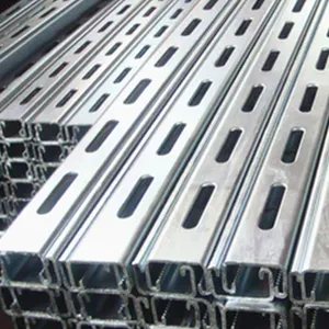 Il precio del canale di unistrante di profilo dell'acciaio inossidabile del materiale 316 ha perforato in profondità il sostegno d'acciaio scanalato canale di forma di c/u