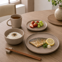 Service de table de luxe 16 pièces en grès mat marron avec assiettes, bols et tasses - Compatible lave-vaisselle et four