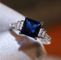 Bague d'Anniversaire Romantique à Trois Pierres en Zircon Cubique Taille Princesse, Sertie en Barrette, Plaqué Argent, Bijou en Pierre Précieuse, Cadeau pour Fête, Numéro Romantique