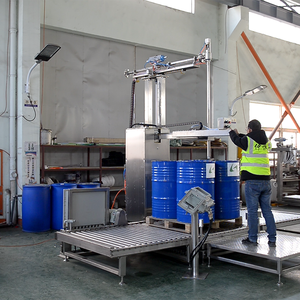 Máquina de llenado de aceite de lejía de pintura ácida de acetato de metilo líquido químico digital semiautomático GSS Smart 200L - Product Image 2