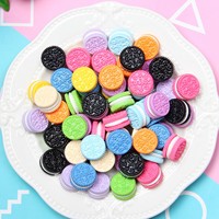Decorazioni in Resina a Forma di Biscotti Dipinti Colorati, Cabochon con Retro Piatto, Figurine in Pietra, Applicazioni per Fai da Te, Natale, Matrimoni, Scrapbooking e Artigianato