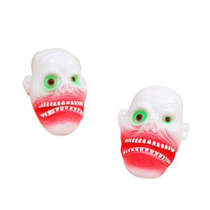 Vente en gros : Jouet anti-stress à pincer en plastique pour enfants, petit masque crâne TPR créatif et amusant avec yeux qui éclatent, pour un plaisir farfelu - Product Image 5