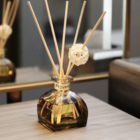 Bouteille de diffuseur de roseau de parfum en verre de parfum de maison carré de yourte mongole de 50ml 100ml avec bouchon en or