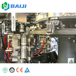 Machine <span class=keywords><strong>automatique</strong></span> CombiBlock pour le purification, le remplissage, le soufflage et le bouchage de bouteilles PET d'eau potable - Product Image 3