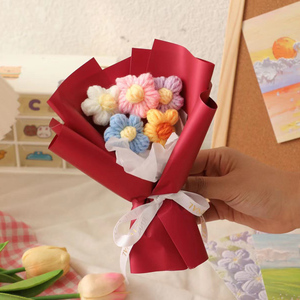 Ramo de Flores Tejidas a Crochet Creativas al por Mayor para el Día de la Madre, Regalo de San Valentín, Flores Amigurumi para Decoración del Hogar - Product Image 6