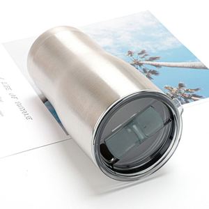 Gobelet isotherme réutilisable de 30 oz pour voiture, avec isolation sous vide, adapté aux boissons froides - Product Image 2