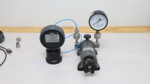 Micro pompe d'étalonnage de pression Équipement d'essai de pression de haute précision utilisé en laboratoire