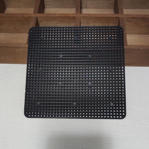 Coussinets de drainage carrés noirs en PP pour pots de fleurs, avec trous de drainage, pour plantes succulentes, fournitures de jardin écologiques - Product Image 2