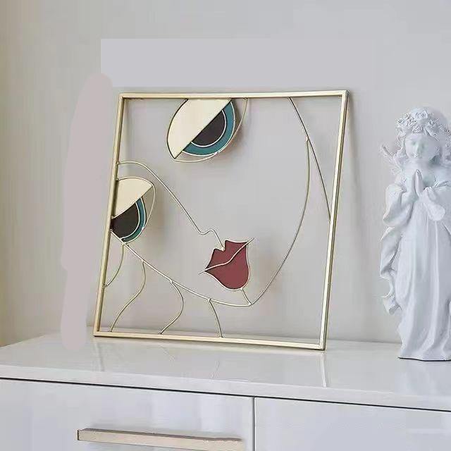 แขวนผนัง B