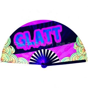 Abanico de mano de bambú con logotipo grabado Arte popular portátil pintado Favores de fiesta de boda Regalo de promoción de devolución con diseño personalizable - Product Image 3