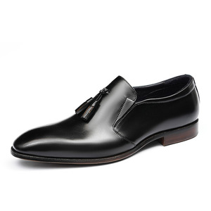 Chaussures décontractées rétro pour hommes en cuir véritable DSYX, légères, respirantes, à enfiler, style vintage, pour l'automne, vente en gros - Product Image 1
