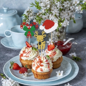 Juego de Adornos para Cupcakes Navideños con Diseños de Gorros de Santa, Campanas y Bayas de Acebo para Decoración de Postres de Fiestas de Invierno y Suministros de Repostería - Product Image 4