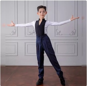 Tenue de danse latine pour garçons, vêtements professionnels de danse latine rayés pour enfants, haut à manches courtes, pantalon long à taille élastique - Product Image 2