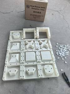 Vente en gros de moules à briques creuses double face réutilisables et efficaces pour la décoration de bâtiments de parc et de cour - Product Image 2