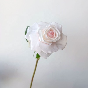 O-X3043 Roses artificielles de haute qualité, aspect réaliste, décoratives pour mariage, blanches, rouges, ivoire, pour la décoration de la maison et des mariages - Product Image 5