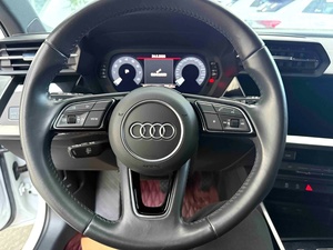 รถยนต์มือสอง <span class=keywords><strong>Audi</strong></span> <span class=keywords><strong>A3</strong></span> Sportback 35TFSI Progressive Sport ปี <span class=keywords><strong>2022</strong></span> เครื่องยนต์ 1.4TFSI เกียร์อัตโนมัติ S Tronic พวงมาลัยซ้าย รถแฮทช์แบค พร้อมส่งออก - Product Image 3