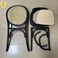 Chaises de salle à manger modernes en plastique de luxe au design nordique pour restaurant, hôtel, mariage, chambre, salon, entrée, sous-sol, personnalisables