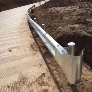 Barandilla de Seguridad PiPe W Beam, Acero Q235 Galvanizado en Caliente, Barrera de Seguridad Vial AASHTO M180 Clase A, Protección Contra Choques en Carreteras - Product Image 3