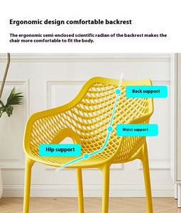 <span class=keywords><strong>Chaise</strong></span> <span class=keywords><strong>scandinave</strong></span> moderne d'extérieur et d'intérieur avec accoudoirs, dossier épaissi, finition café ajourée, empilable, pour la maison et le bureau - Product Image 5