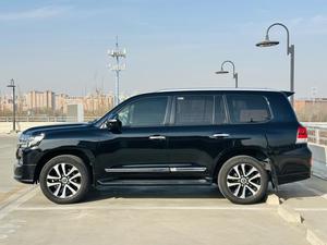 Toyota LC150 d'occasion 2019 4.0L <span class=keywords><strong>4x4</strong></span> 7 places (Importation parallèle) - Product Image 3