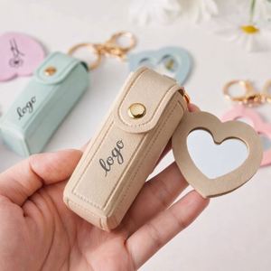 Porte-clés en cuir brodé personnalisé pour rouge à lèvres, avec logo sur mesure, cadeau d'entreprise pour promotion commerciale et événement de marque - Product Image 2