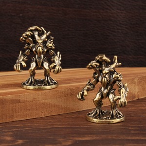 Figurine d'esprit d'arbre en laiton, modèle artisanal vintage vieilli, ornement décoratif de bureau - Product Image 3