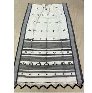 Sari indien haut de gamme Naksha Bhujodi tissé à la main, en coton, pour les fêtes et les occasions spéciales, collection de créateurs pour femmes - Product Image 1